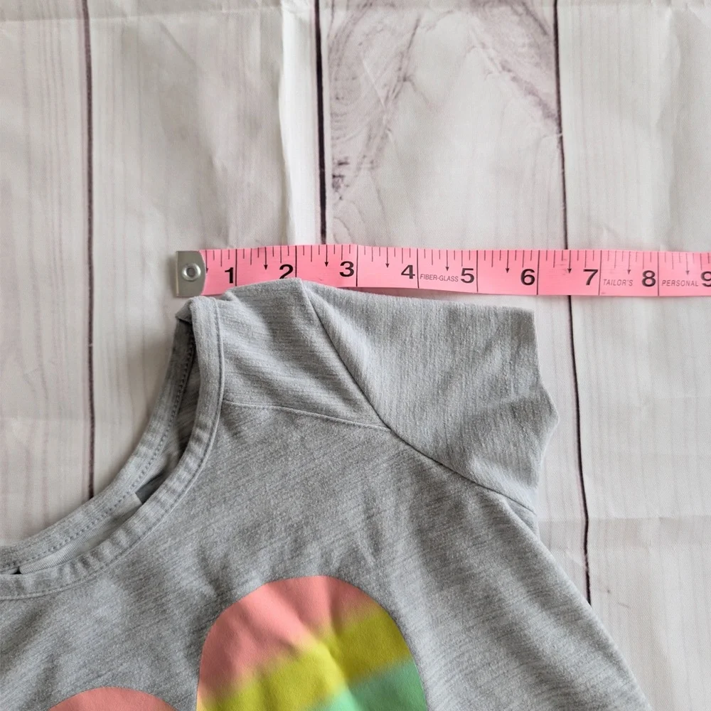 Members Mark Active Girls Size Small 5/6 T Shirt Short Sleeve Gray Rainbow Heart - Picture 7 of 8